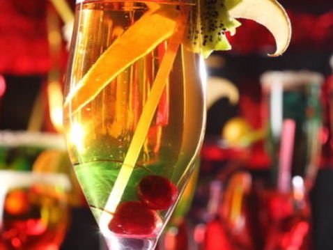 Drinki bezalkoholowe na Sylwestra - opcja dla kobiet w ciąży
