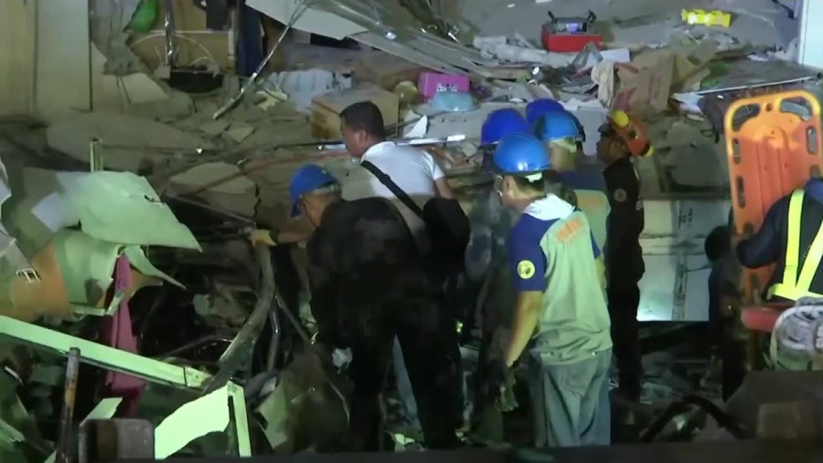 Trwa akcja ratunkowa po trzęsieniu ziemi na Filipinach. Zginęło 11 osób