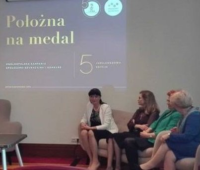 Położna na medal! Czego oczekują od położnej współczesne kobiety?