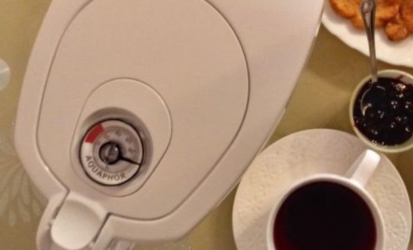 Czysta woda bez szkodliwego plastiku: dzbanki filtrujące Aquaphor