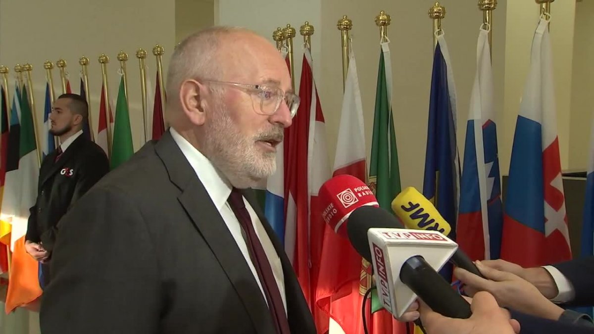 Rada ds. Ogólnych o stanie praworządności w Polsce. F. Timmermans: Polski rząd postępuje niewłaściwie