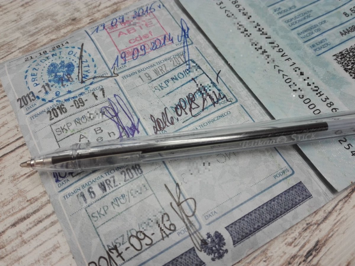 Bez dowodu rejestracyjnego w kieszeni najwcześniej jesienią
