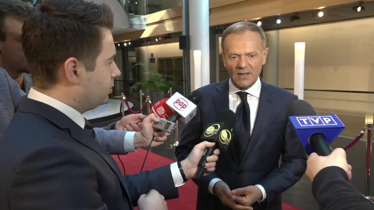 D. Tusk: Insynuacje, że chcę zablokować porozumienie Polski z Komisją Europejską, są absurdalne