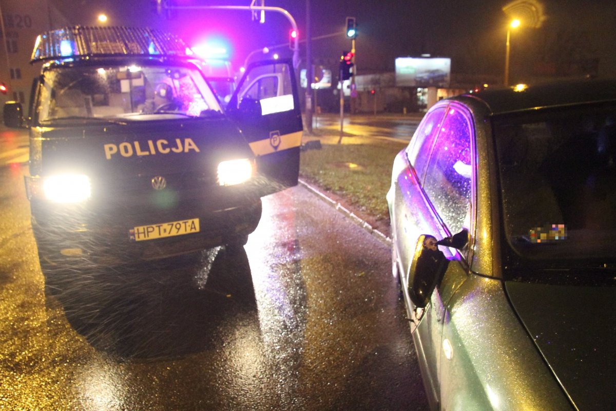 Szalał po ulicach stolicy. Został zatrzymany za prowadzenie pod wpływem narkotyków
