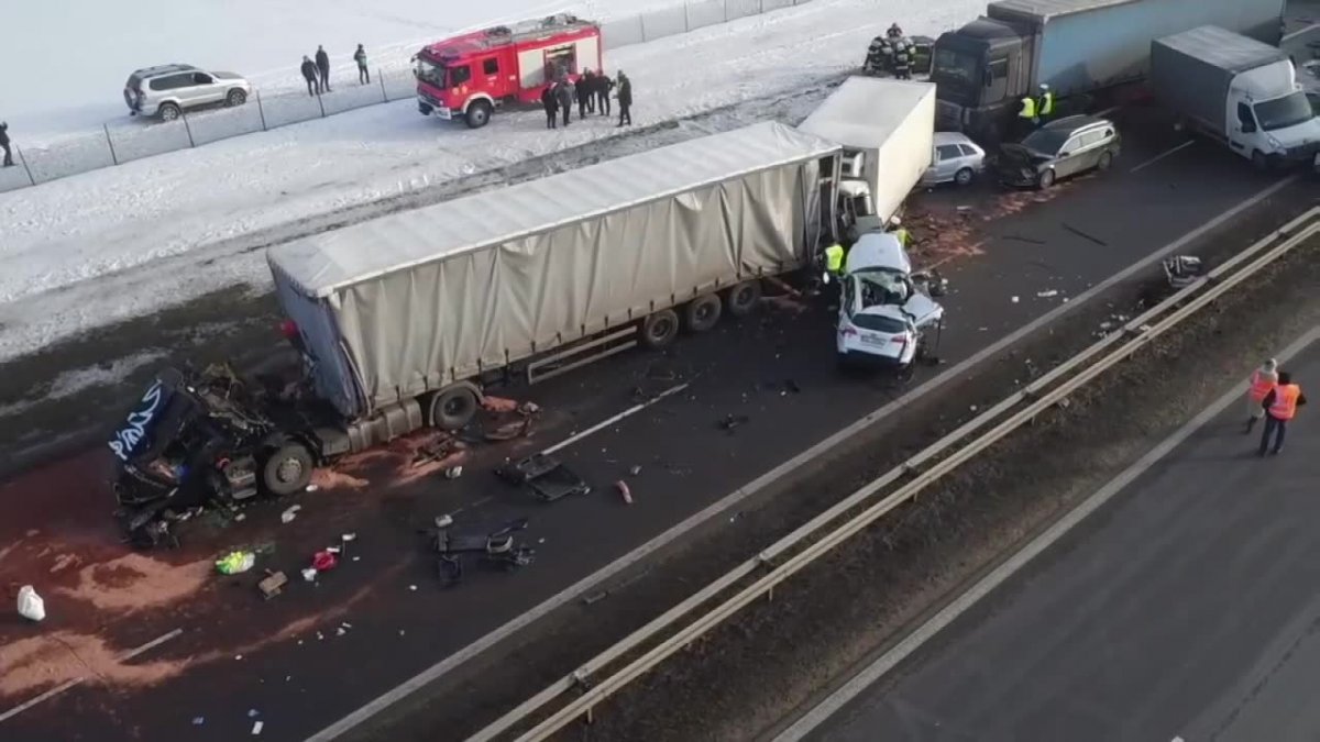 W Polsce rośnie liczba wypadków na autostradach. 