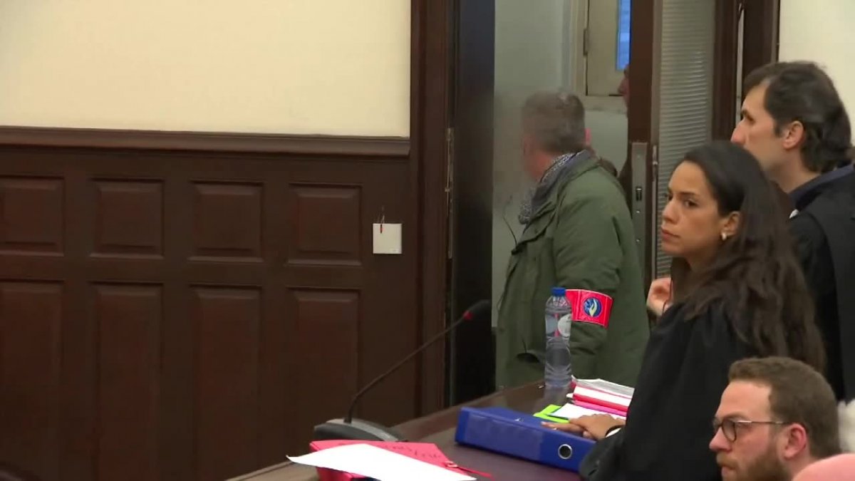 Ruszył proces terrorysty odpowiedzialnego za zamach w Paryżu. Odpowie za próbę zabójstwa policjantów w Brukseli