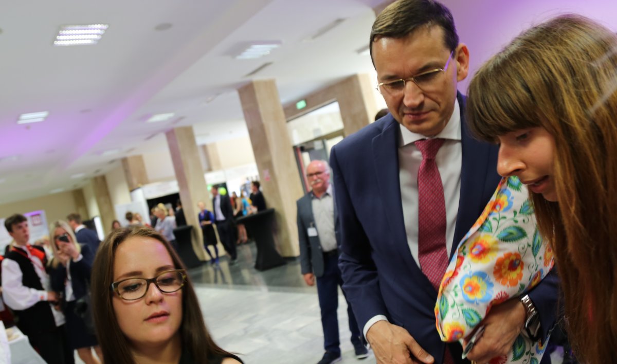 Premier Morawiecki: nasz rząd potępia wszystkie zbrodnie