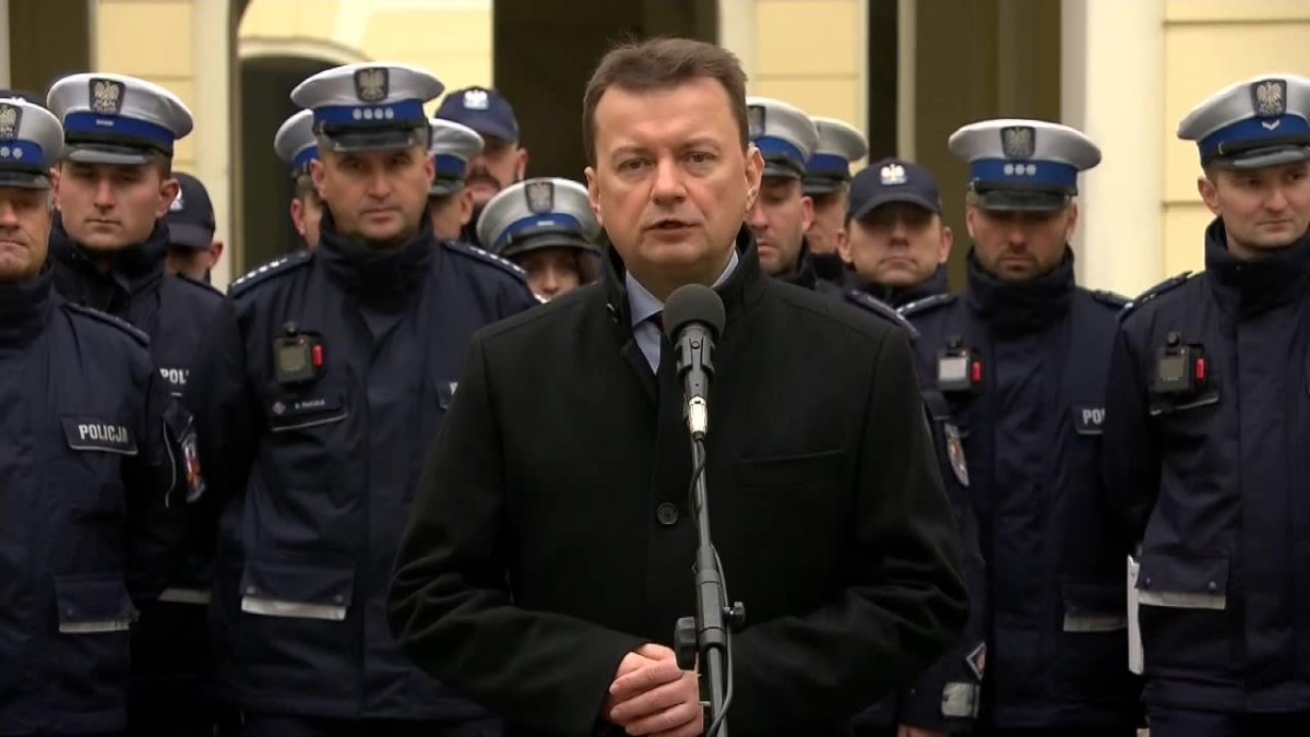 Ruszają pierwsze patrole policji wyposażone w kamery