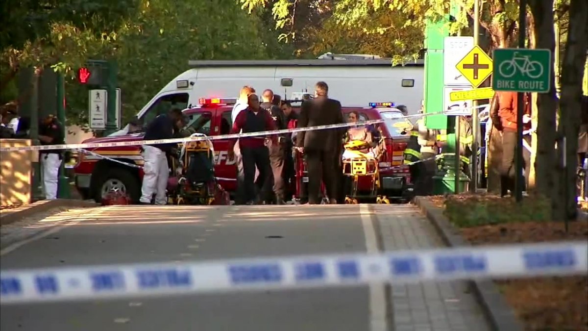 Samochód staranował pieszych i rowerzystów w Nowym Jorku. Zabici i ranni
