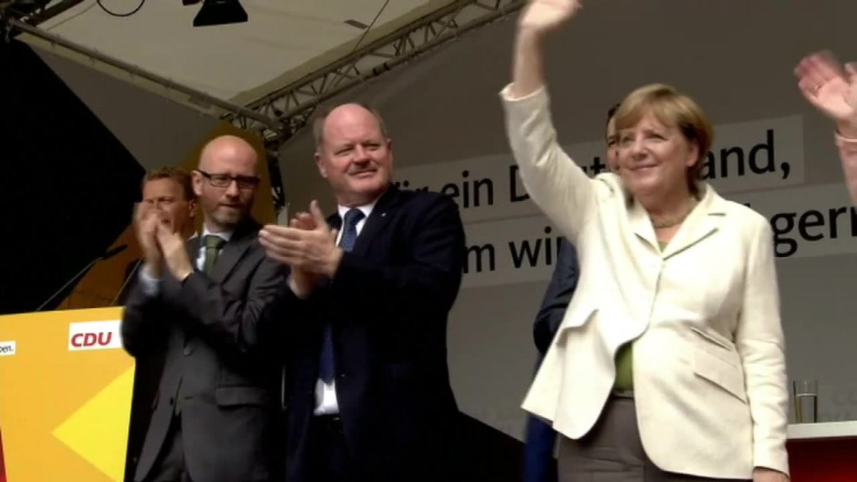 Przeciwnicy Angeli Merkel zakłócili jej wiec
