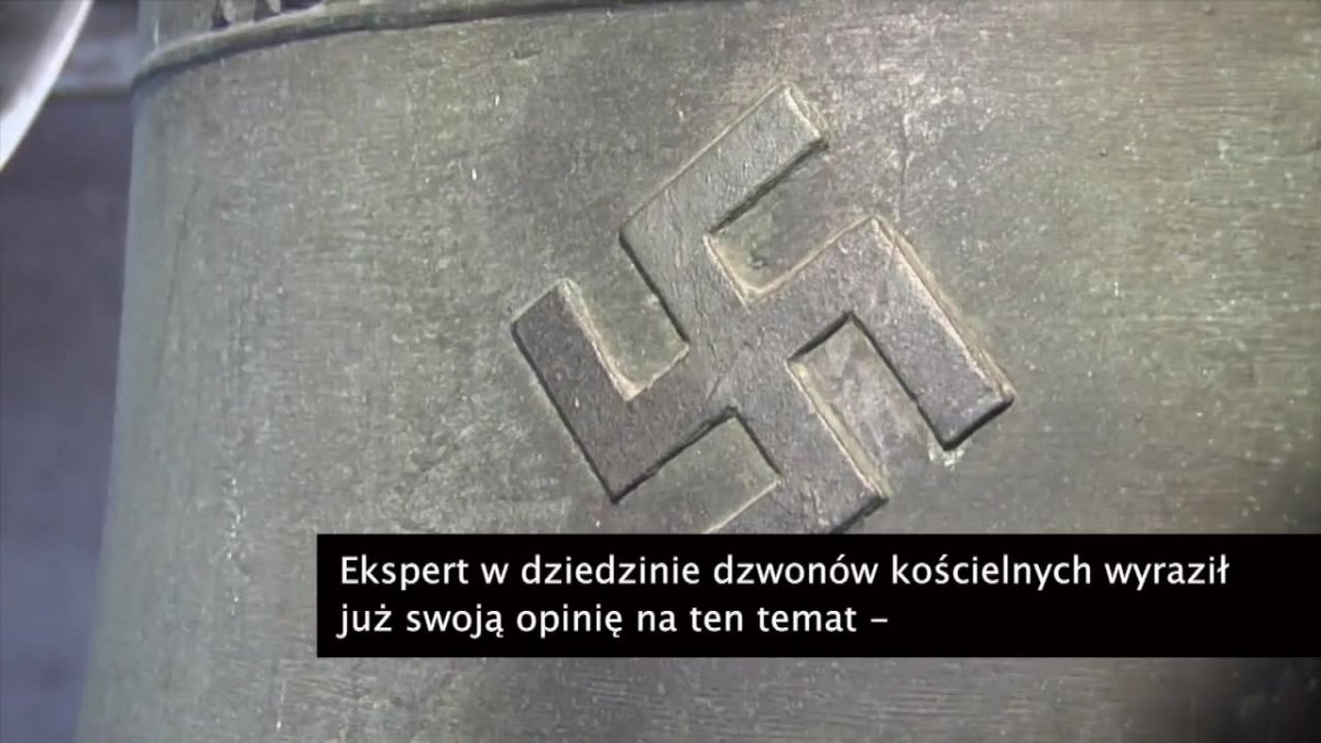 Burmistrz nie usunie swastyki z dzwonu kościoła, bo ta nadaje mu dźwięk