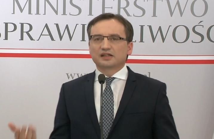 Ziobro broni reformy KRS