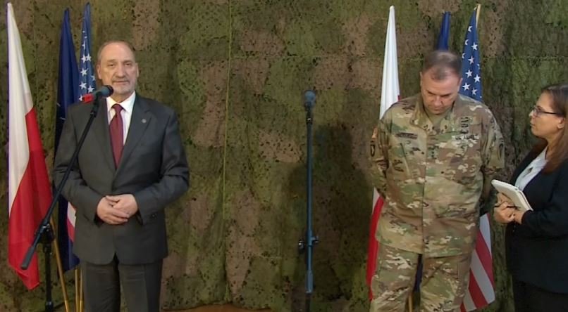 Macierewicz: Wszelkie kwestie związane z obecnością wojsk NATO w Polsce będzie koordynowało MON
