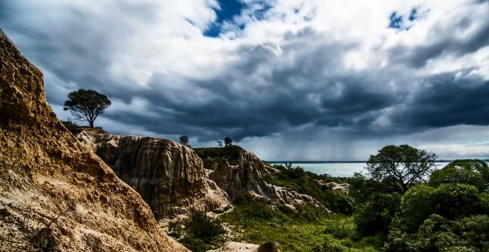 Timelapse deszczowych chmur na południu Australii