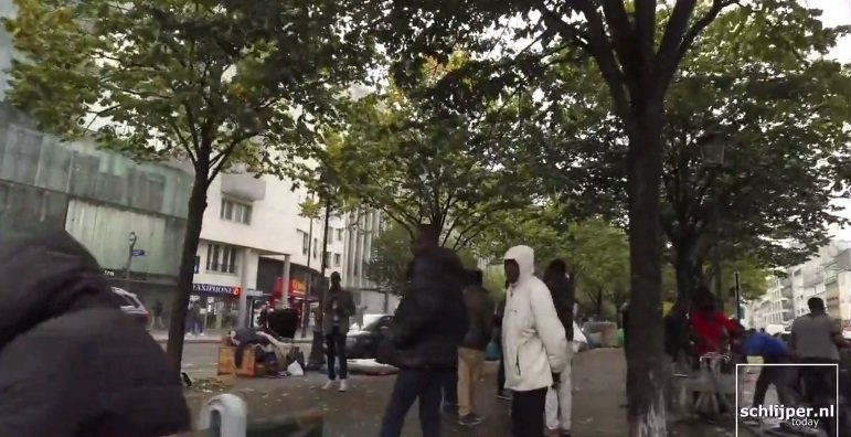 Więcej imigrantów na ulicach Paryża. Powodem jest likwidacja 