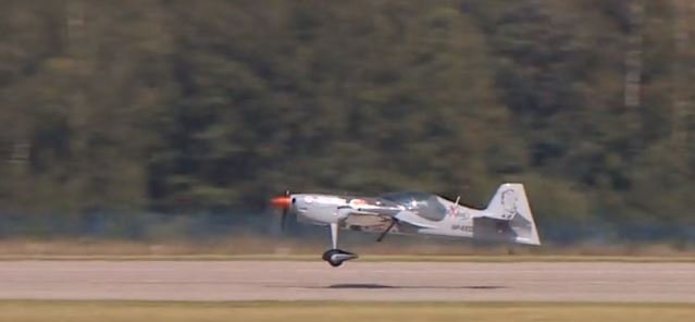 Xtreme Sky Force, czyli jedyny na świecie wojskowo-cywilny zespół akrobacyjny
