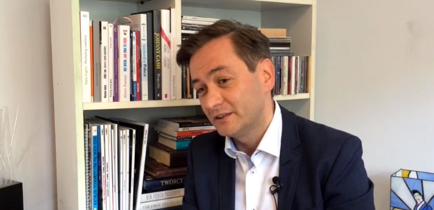 Robert Biedroń w kawalerce Jakóbiaka: Byłem kiedyś punkiem