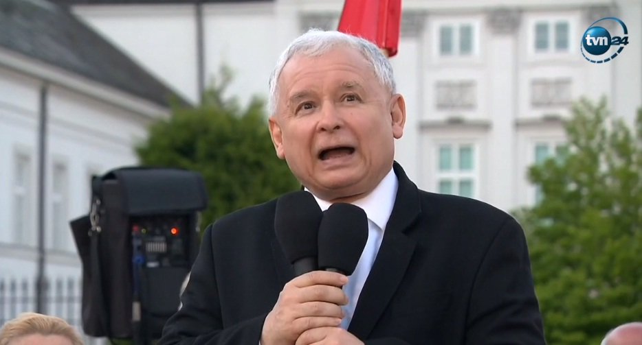 J. Kaczyński: Jest prawdziwe, a nie udawane śledztwo smoleńskie