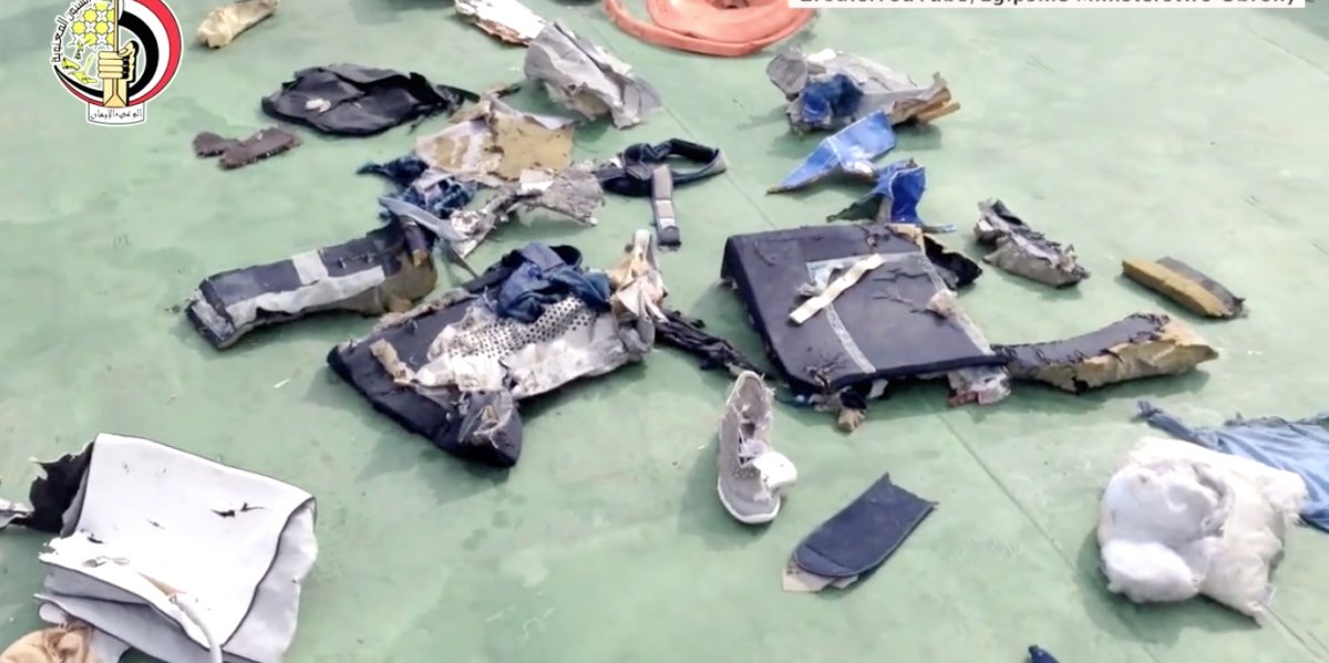 Zaginiony samolot EgyptAir. Szczątki i bagaż wyłowione!