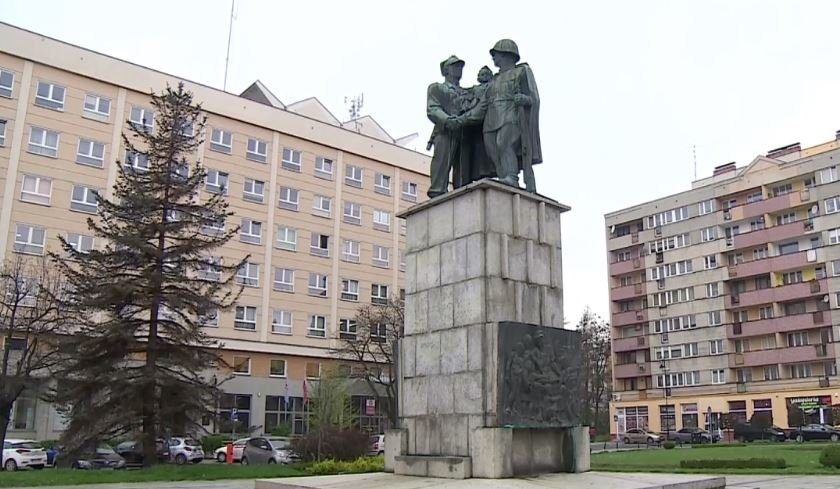 Pomnik przyjaźni polsko-radzieckiej zniknie z centrum Legnicy