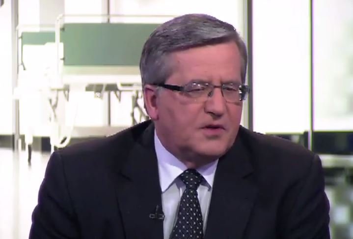 Komorowski: PiS może oszukać wszystkich, łącznie z Kościołem