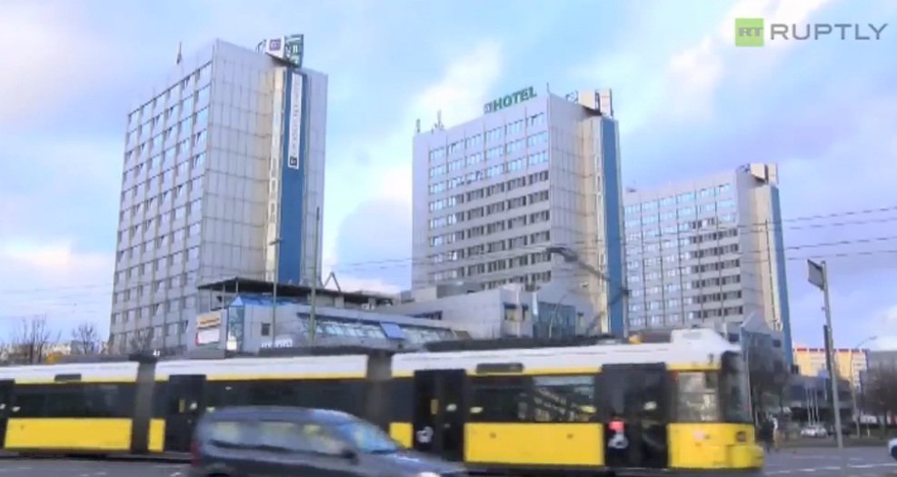 Uchodźcy trafią do hoteli? Władze Berlina chcą wynająć całą sieć za 600 mln euro