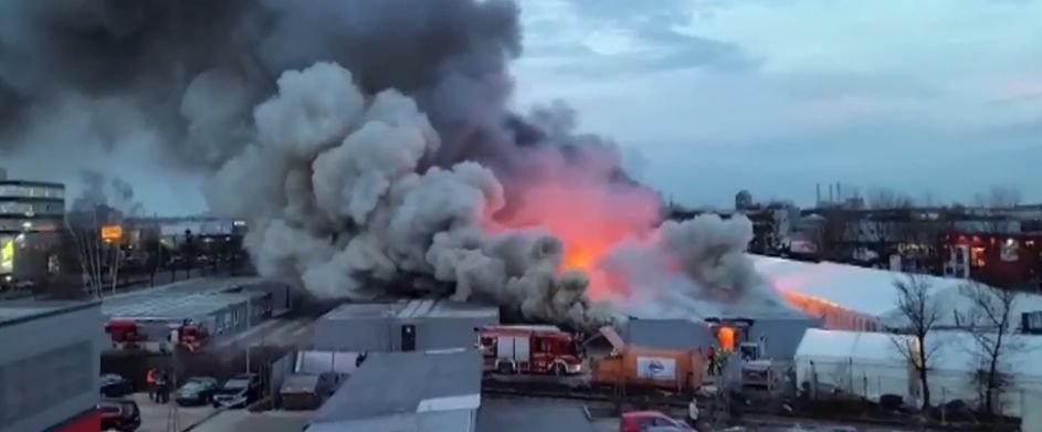 Pożar schroniska dla imigrantów w Monachium. Ewakuowano 75 osób