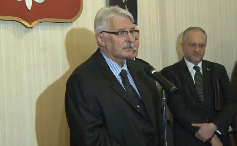 Armia na was czeka: Szefowie MSZ i MON namawiają Polaków ze Szkocji do powrotu
