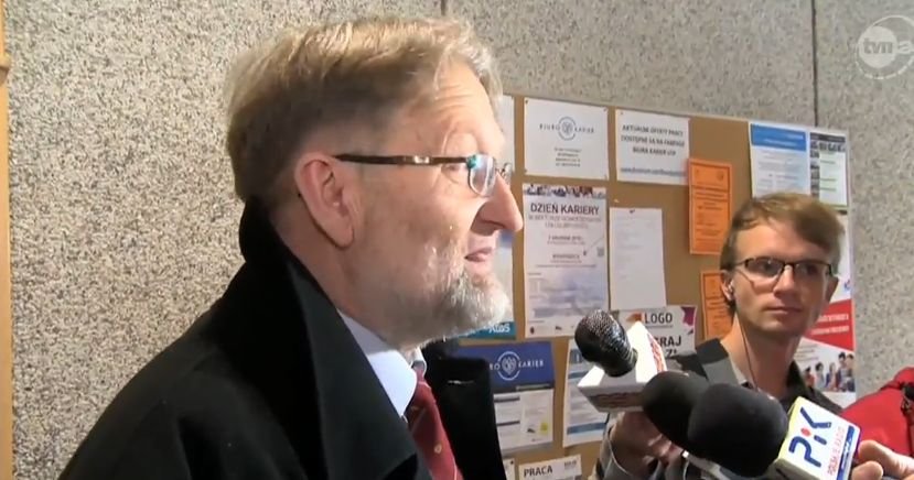 Rektor UTP w Bydgoszczy pozostał na stanowisku mimo tragedii na otrzęsinach