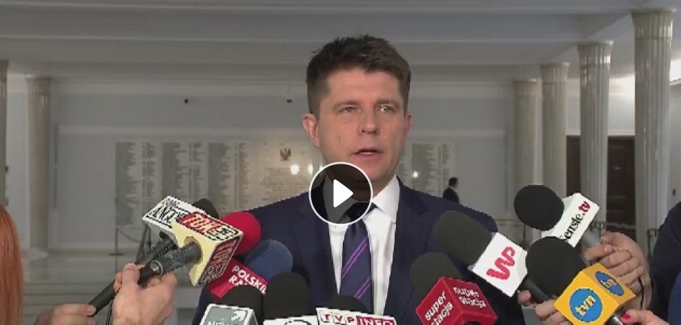 Petru: Prezydencka reforma emerytalna to oferta niższych emerytur