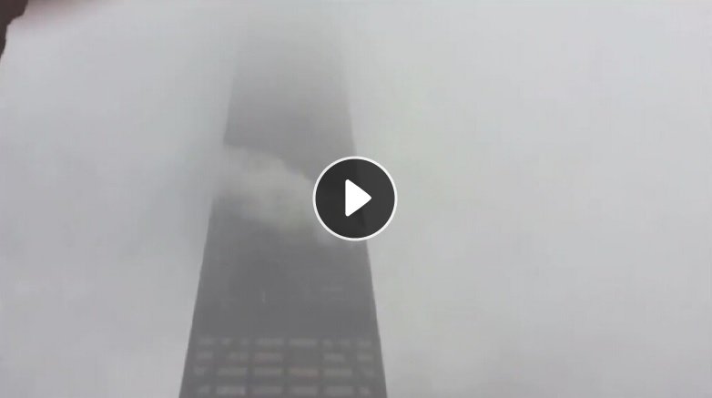 Pożar na 50. piętrze wieżowca w Chicago. Pięć osób rannych