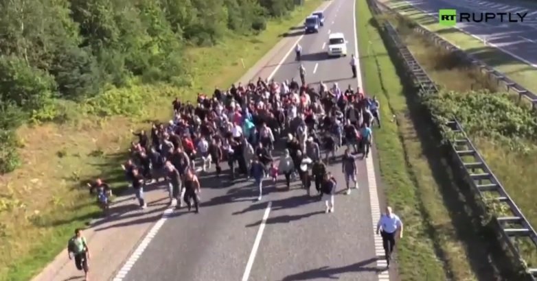 Dania odmawia przyjęcia uchodźców. Grecja i Włochy nie uszczelniły swoich granic