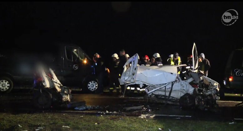 W tragicznym wypadku zginęły trzy osoby, jedna jest w szpitalu