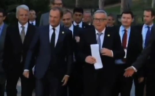 Donald Tusk i  Jean-Claude Junker nie mogą wylecieć z Turcji z obawy przed zamachem