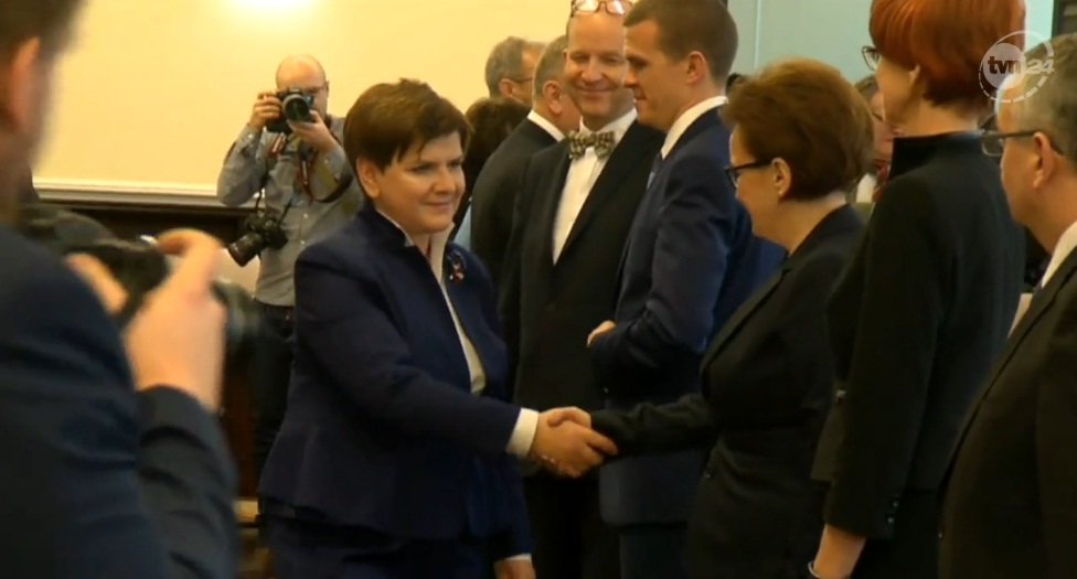 Pierwsze posiedzenie rządu Beaty Szydło