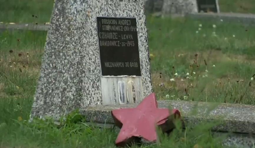 Zdewastowano cmentarz żołnierzy radzieckich w Milejczycach