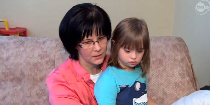 Apel matki chorego chłopca: Ukradziono nam 14-letni samochód, którym jeździliśmy na rehabilitację