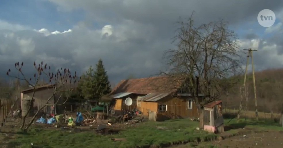 Dziewięcioro rodzeństwa trafiło do domu dziecka