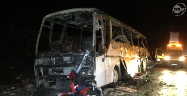 Pożar autokaru na A4. Dzieci wracały nim z kolonii