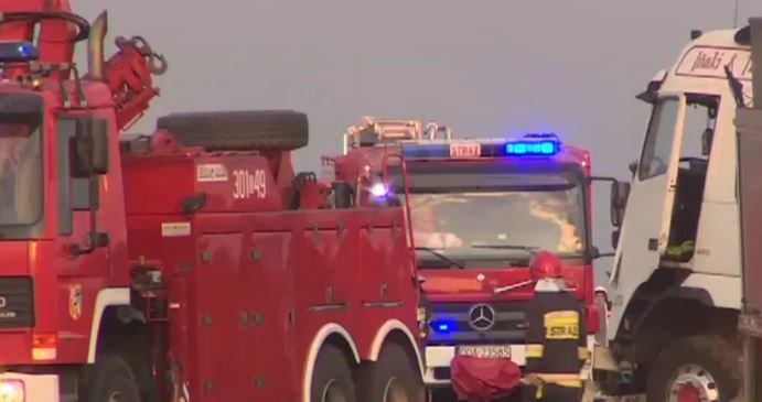Karambol na A4. Zderzyło się kilkanaście samochodów, trzy osoby nie żyją