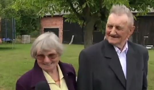 Wiekowe rodzeństwo spod Bełchatowa ma razem 561 lat. Najmłodszy z nich ma 85 lat