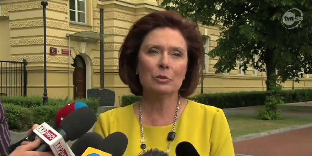 Rząd: Płaca minimalna może wzrosnąć o 100 zł w 2016 roku