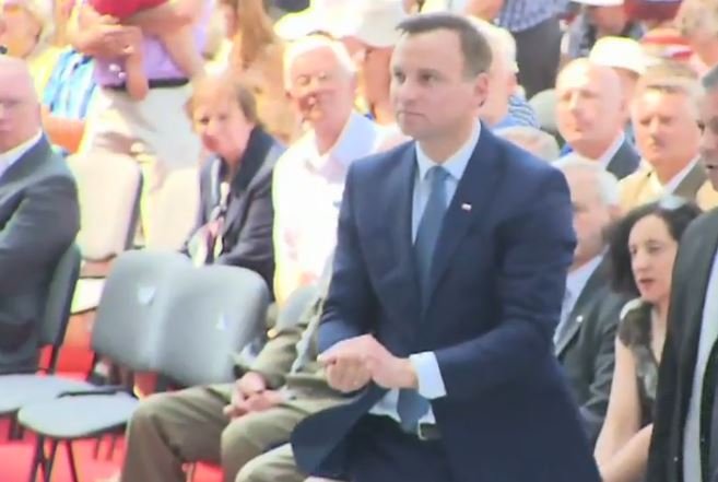 Prezydent elekt ratuje hostię