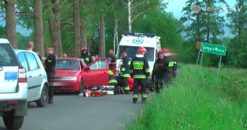 Prowadząc auto miał zawał serca. Zmarł mimo długiej reanimacji