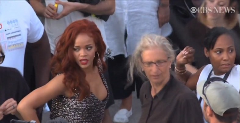 Rihanna na Kubie. Gwiazda zatańczyła w ulicznym tłumie