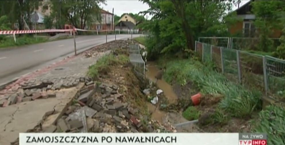 Zalane domy i podmyte mosty. Mieszkańcy liczą straty po nawałnicy