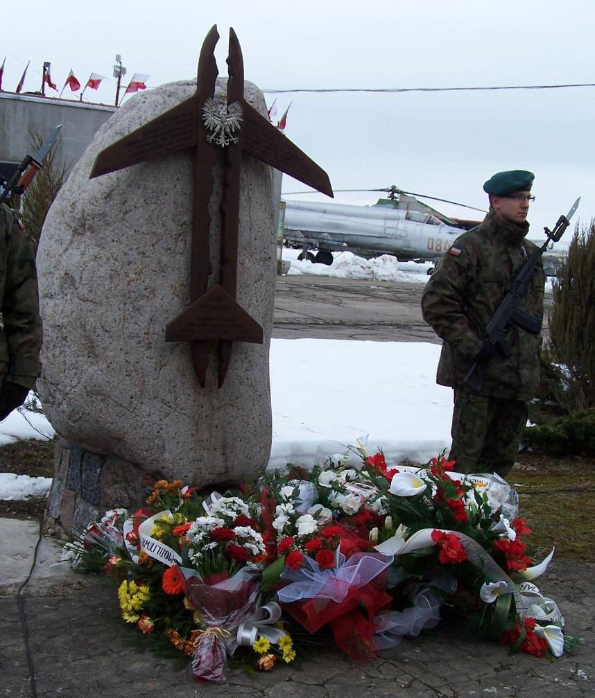 3 rocznica katastrofy prezydenckiego samolotu TU-154 pod Smoleńskiem została uczczona!!!  