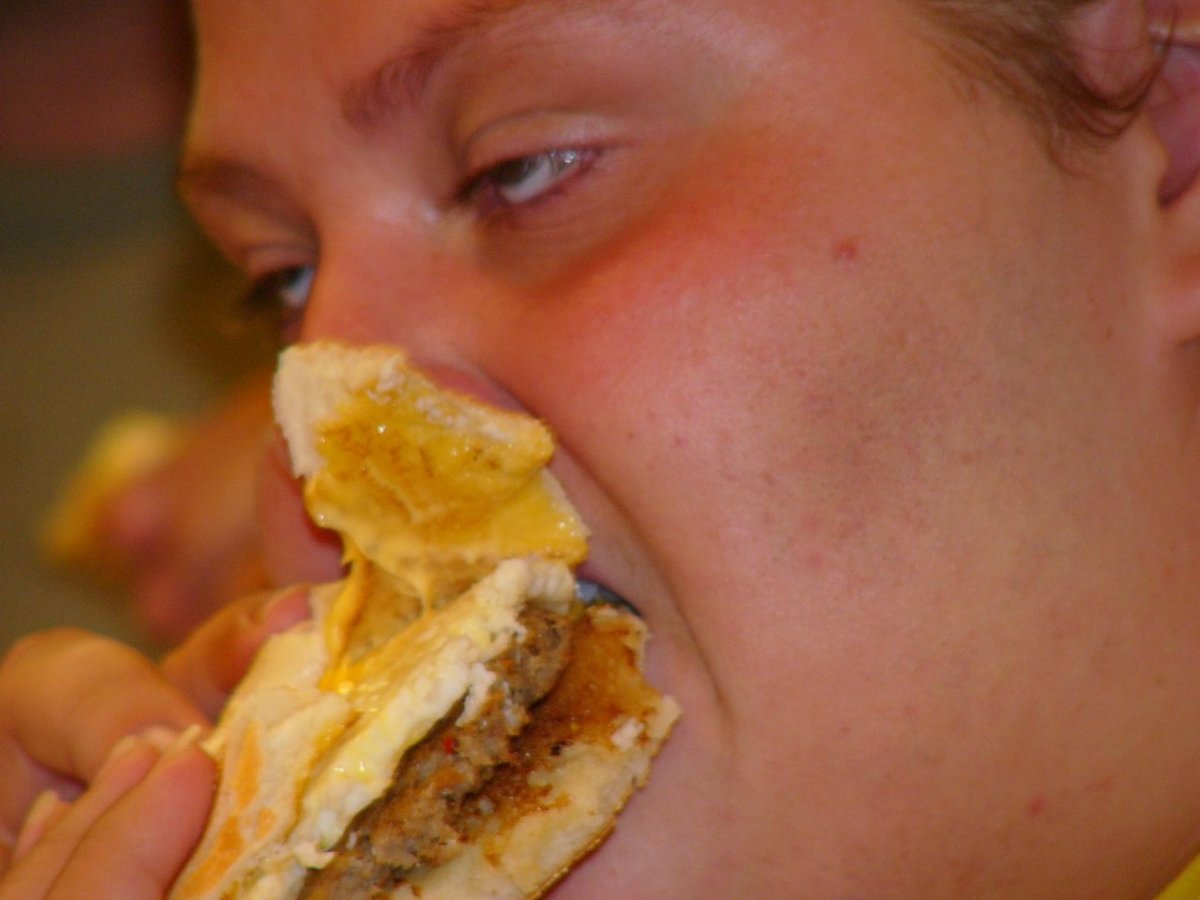 Konina w hamburgerach