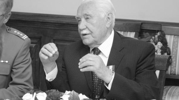 Rozpoczęły się uroczystości pogrzebowe Ryszarda Kaczorowskiego