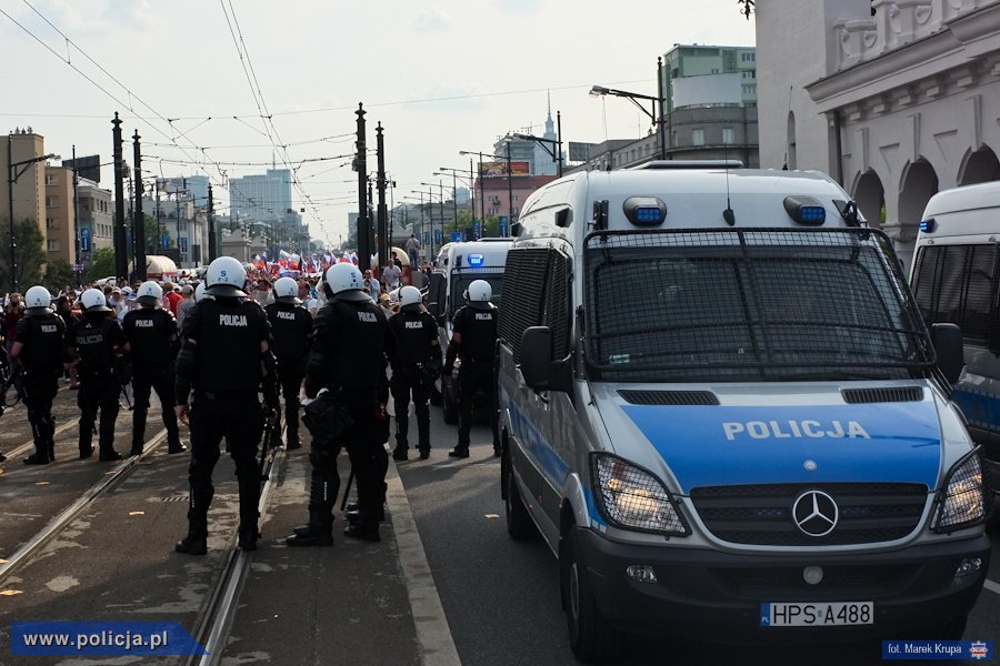 Polska kontra Rosja, czyli bitwa warszawska poza boiskiem